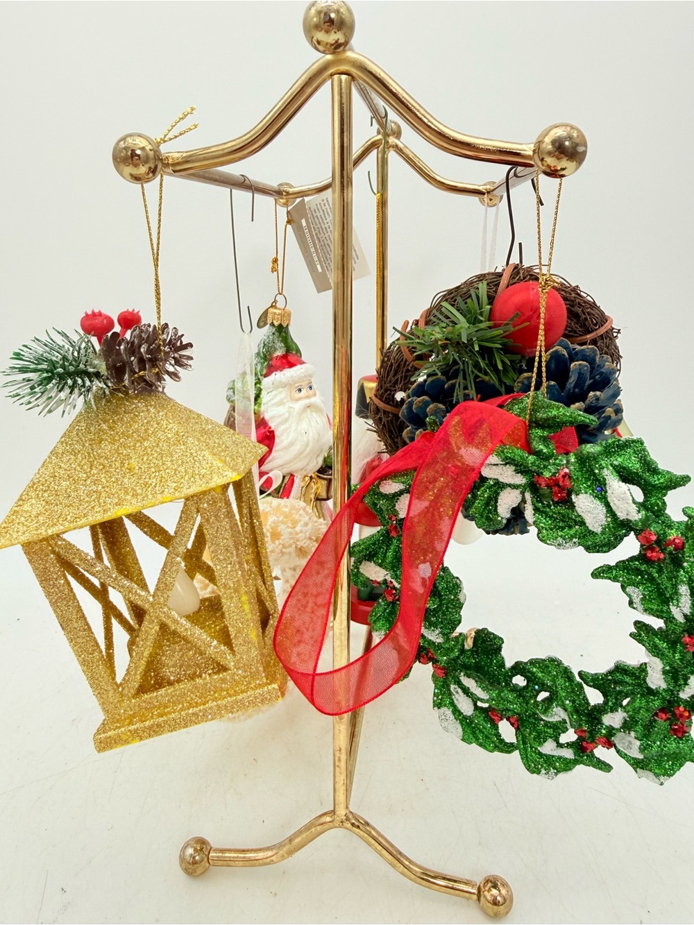 Mismatched Christmas tree ornaments - tree decorations Xmas